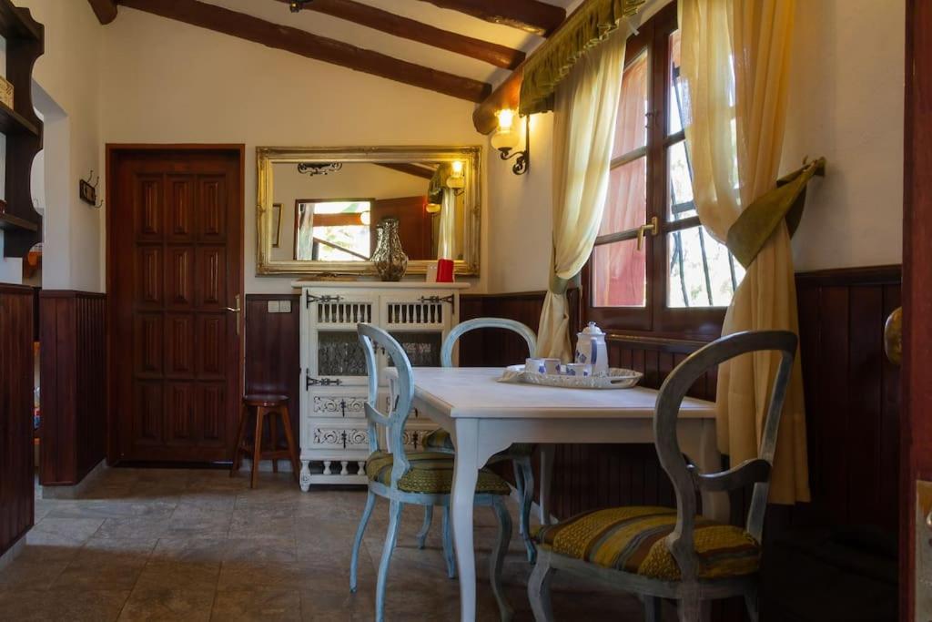 Dom wakacyjny Casa Rustica Con Jacuzzi Las Palmas de Gran Canaria